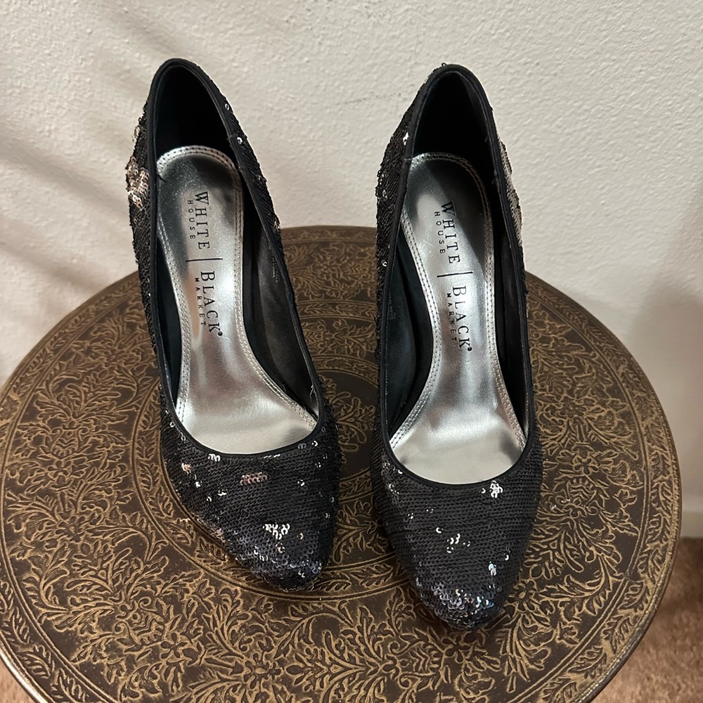 Ooh la la! Sequined White House Black Market shoes